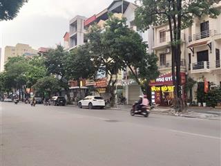 Hiếm bán nhà linh đàm 55m  mt 5m 5 tầng vỉa hè ô tô tránh chỉ 16,5 tỷ