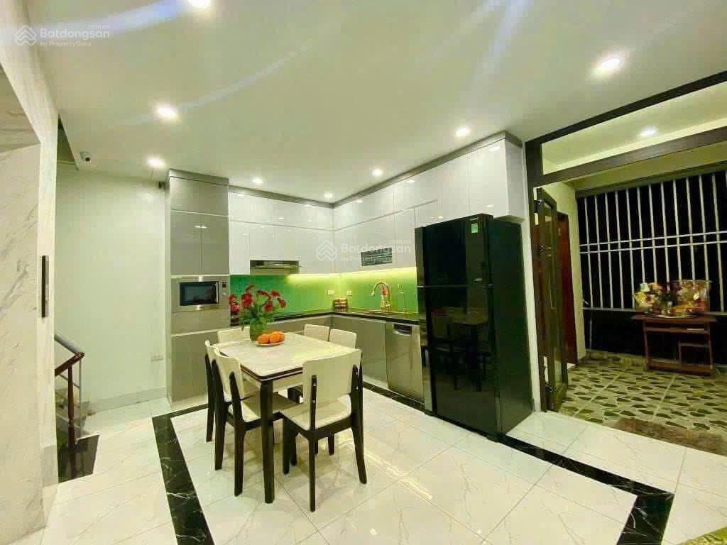 Cho thuê nhà nguyên căn 6 tầng có thang máy nguyễn chính, hoàng mai | 16 triệu/tháng