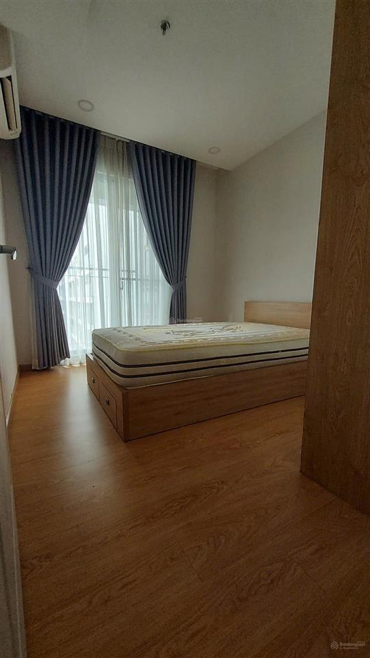 Bán cc scenic valley 1,giá chỉ 10,3 tỷ, 107m2, 3pn, 2wc, đầy đủ nội thất tại tôn dật tiên, q7, hcm