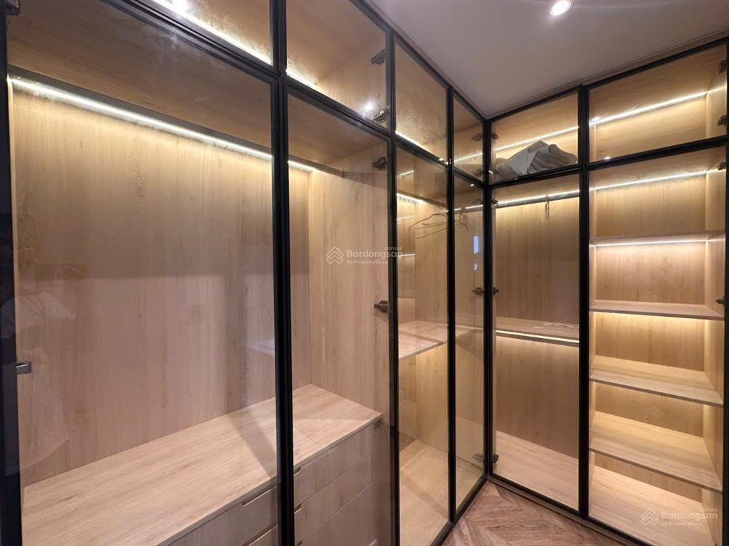Bán căn hộ tại the ascentia phú mỹ hưng, chỉ 12,5 tỷ, 108 m2,view đẹp,có ô xe hàm, nhiều tiện ích