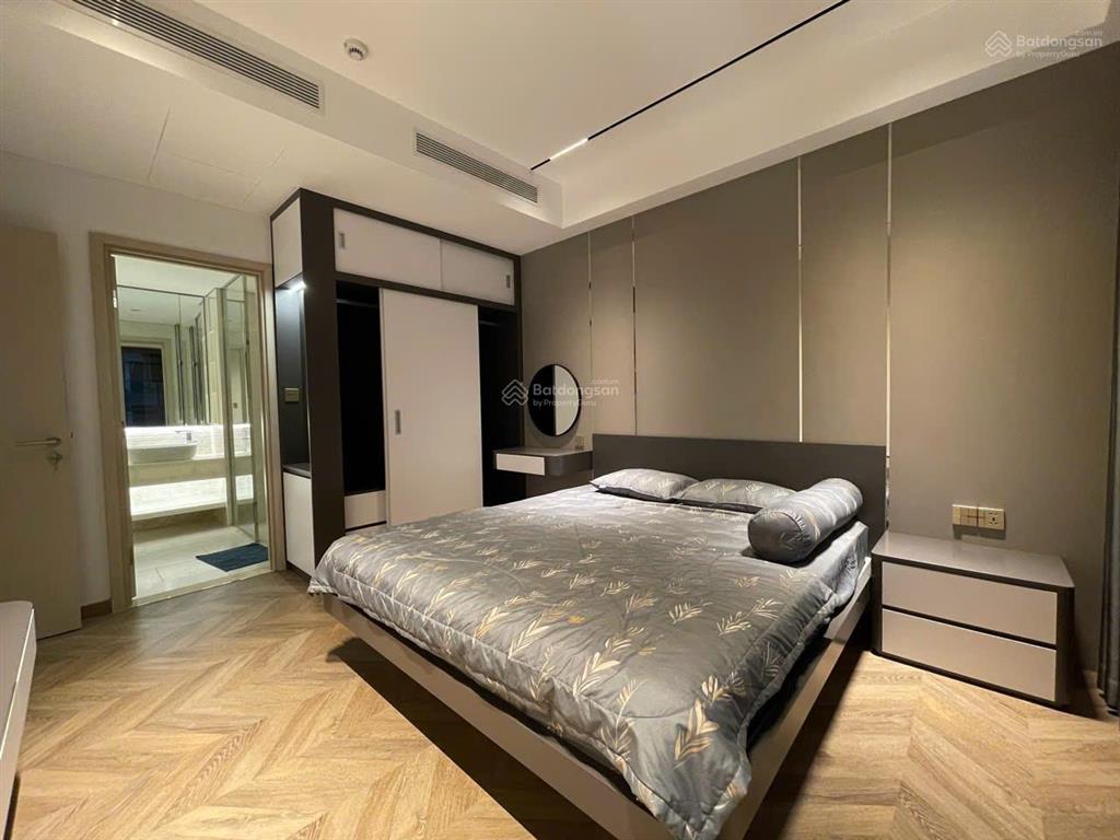 Bán căn hộ 3pn, 2wc, đủ nội thất tại the ascentia phú mỹ hưng, giá chỉ 12 tỷ, 107m2.  0933 064 ***