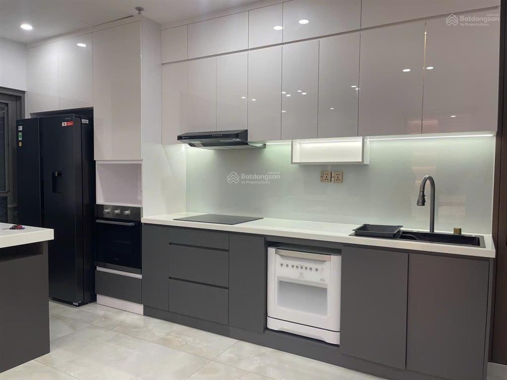 Bán căn hộ 3pn, 2wc, đủ nội thất tại the ascentia phú mỹ hưng, giá chỉ 12 tỷ, 107m2.  0933 064 ***