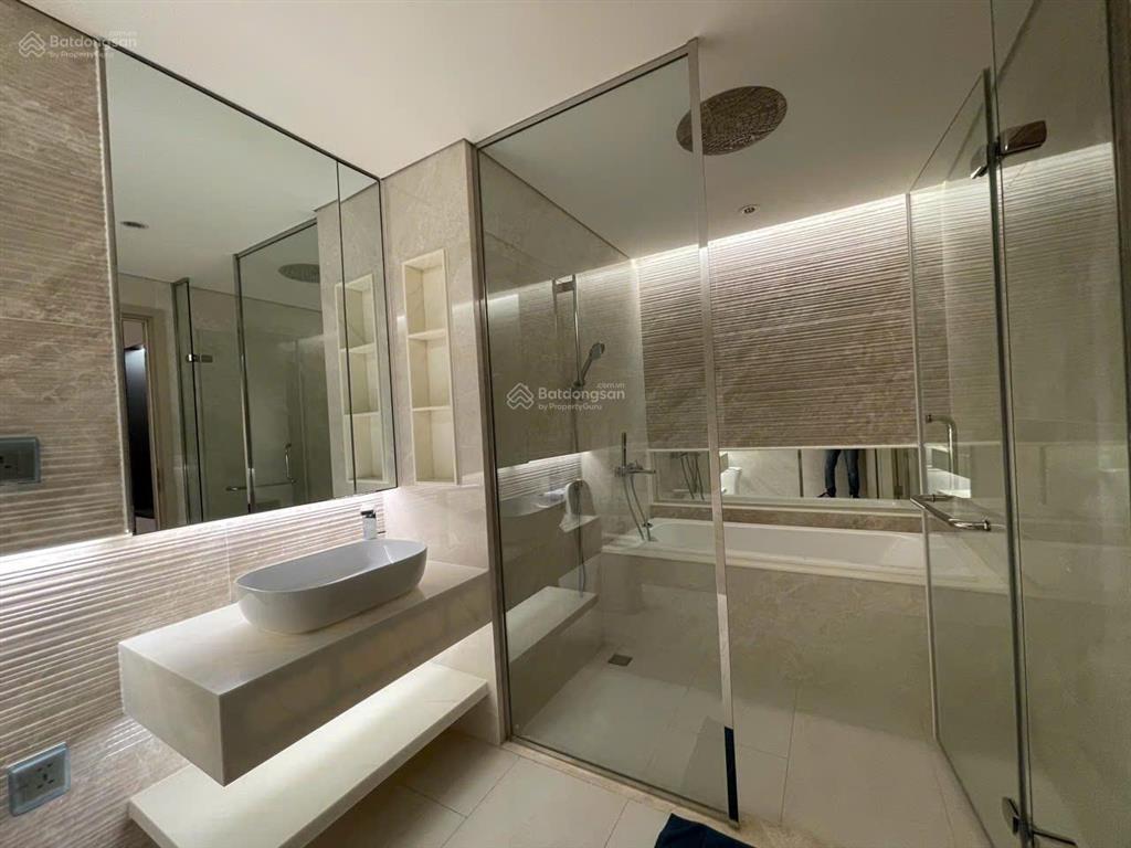 Bán căn hộ 3pn, 2wc, đủ nội thất tại the ascentia phú mỹ hưng, giá chỉ 12 tỷ, 107m2.  0933 064 ***