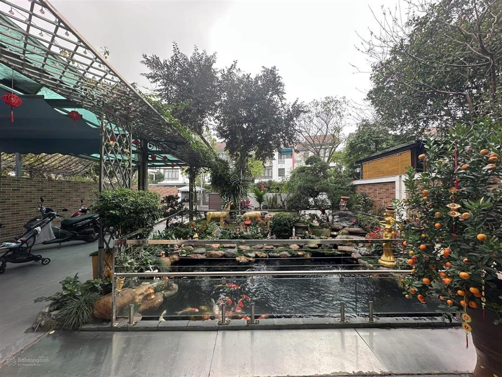 Duy nhất 1 căn biệt thự phú lương 220m2, thang máy, full nội thất, vị trí đắc địa, giá đầu tư