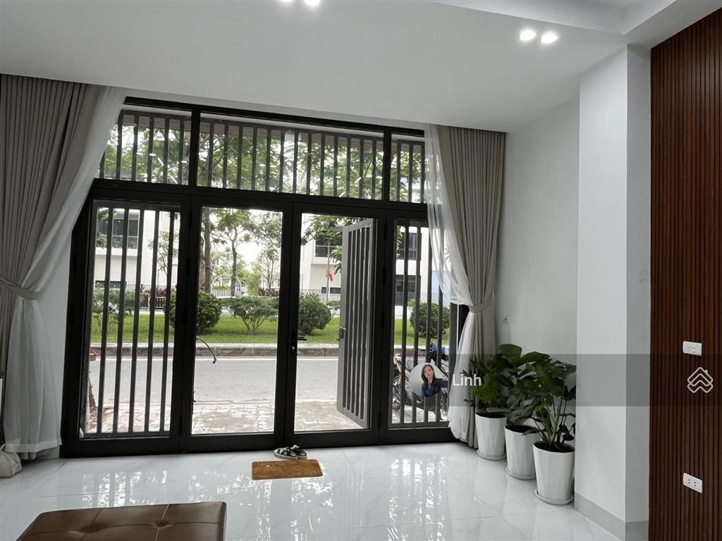 Hạ chào 2,5 tỷ, ngay trường lê quý đôn  liền kề an hưng 85m2, 5 tầng, thang máy  2x tiểu học