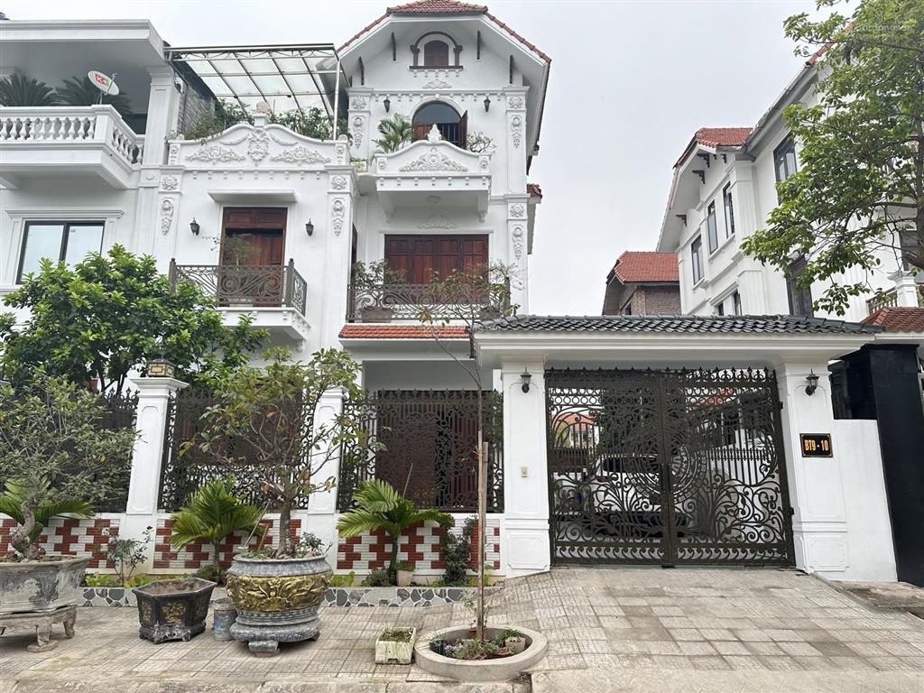 Duy nhất 1 căn biệt thự view hồ phú lương 220m2  mt 10m, hướng đông nam  vị trí hiếm bán, 3x tỷ