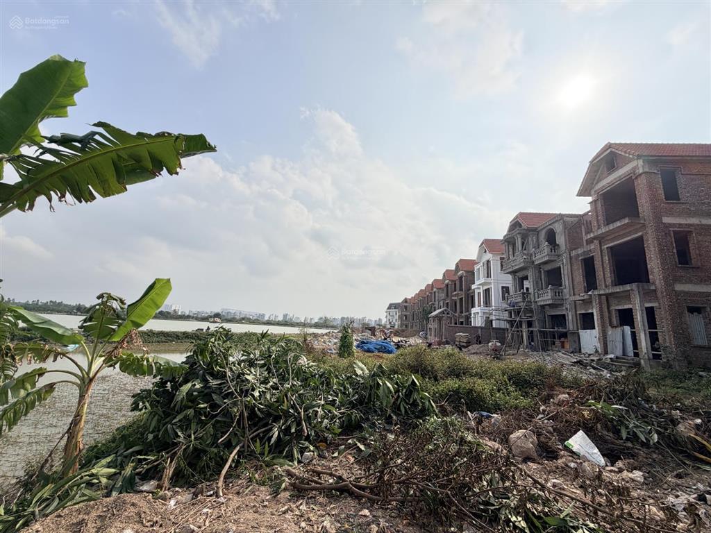 Duy nhất 1 căn biệt thự view hồ phú lương 220m2  mt 10m, hướng đông nam  vị trí hiếm bán, 3x tỷ