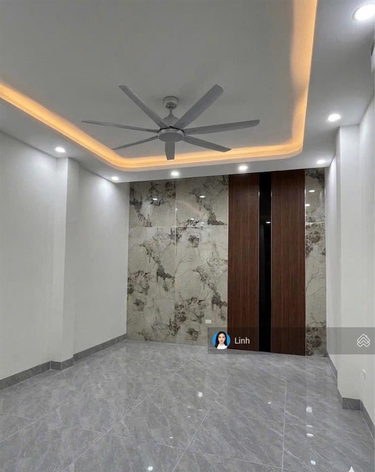 Chủ nhà giảm chào 2,5 tỷ  bán gấp la casta văn phú 75m²  2 mặt đường, kinh doanh sầm uất  20 tỷ