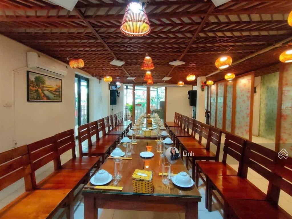 Bán biệt thự lô góc văn phú 280m2, siêu kd, dòng tiền 1 tỷ/năm  ngay công viên 365  nhỉnh 8x tỷ