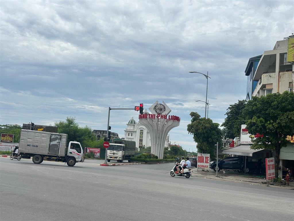 Ngay công viên 365  liền kề phú lương 86m2, 2 mặt đường, vị trí đẹp, nhỉnh 18 tỷ  có thương lượng
