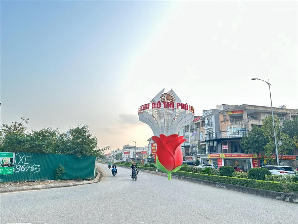Ngay công viên 365  liền kề phú lương 86m2, 2 mặt đường, vị trí đẹp, nhỉnh 18 tỷ  có thương lượng