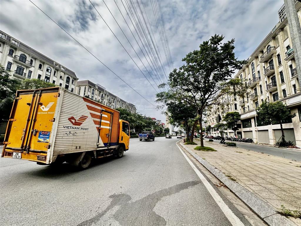 Bán nhà kđt him lam vạn phúc  tố hữu 98m2, 7t, thang máy, 2 mặt đường, kinh doanh  hơn 20 tỷ