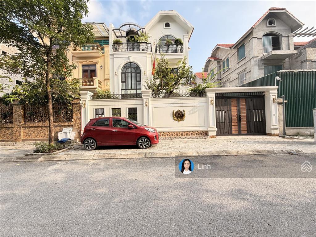 Cho thuê biệt thự phú lương 200m2, full đồ, nội thất xịn, giá 35tr/tháng