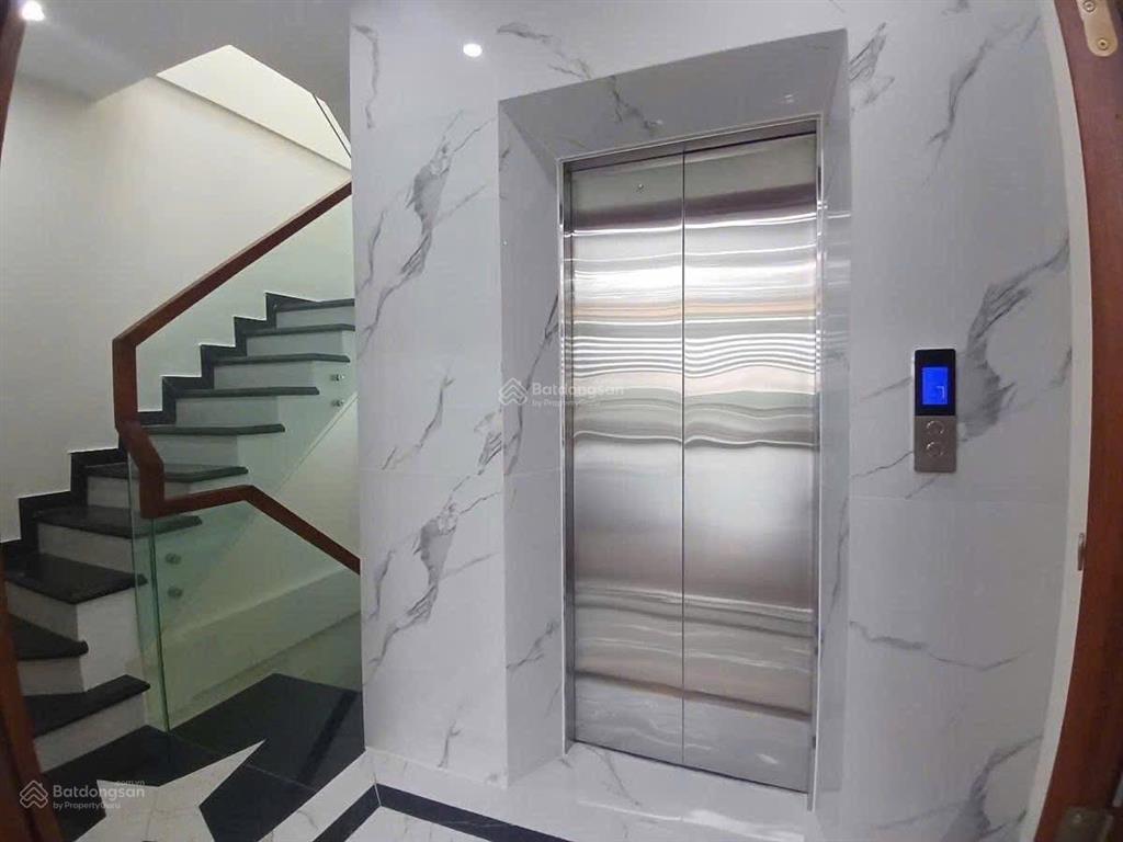 Giá hời liền kề văn khê, 55m2, 7 tầng, thang máy, nội thất xịn, kinh doanh, giá 17,5 tỷ