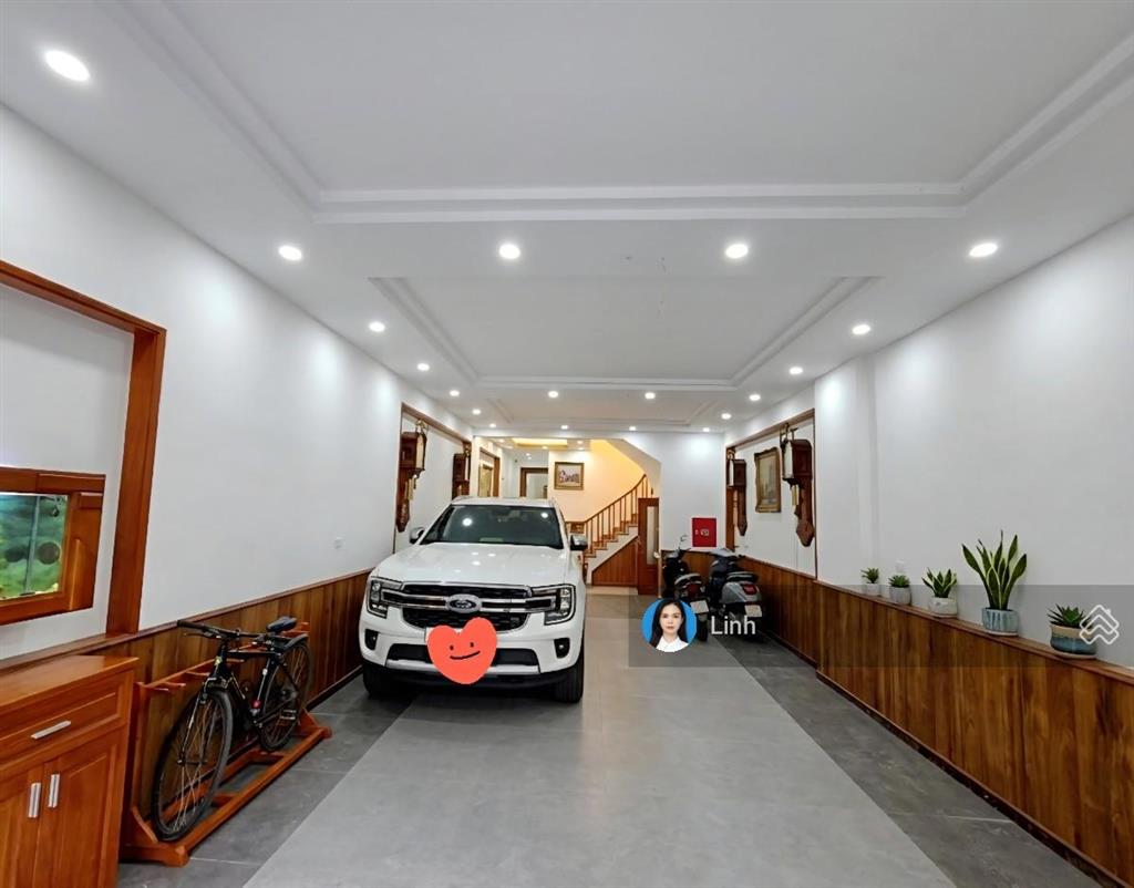 Cho thuê liền kề văn phú  hà đông 90m2, hoàn thiện đẹp  thang máy  đường to  giá 21tr/tháng