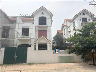 Cho thuê biệt thự phú lương 240m2, điện nước đầy đủ, trục đường 30m, giá 15tr/tháng