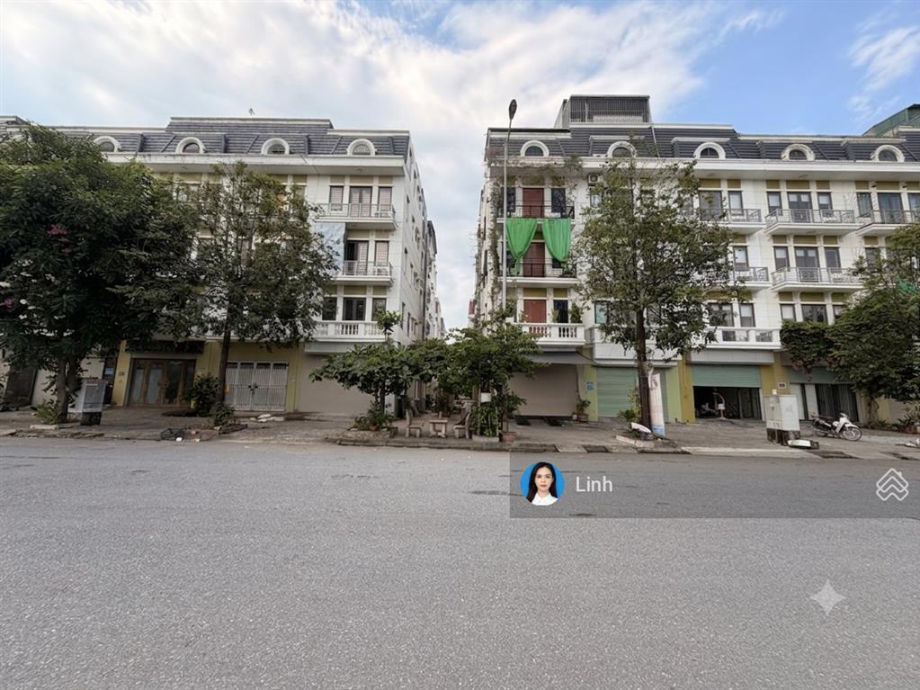 Cho thuê liền kề phú lương 65m2, 5 tầng, điện nước đầy đủ giá 8 triệu/tháng, làm văn phòng, kho