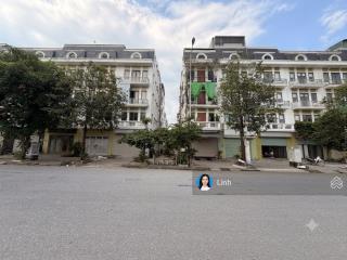Cho thuê liền kề phú lương 65m2, 5 tầng, điện nước đầy đủ giá 8 triệu/tháng, làm văn phòng, kho