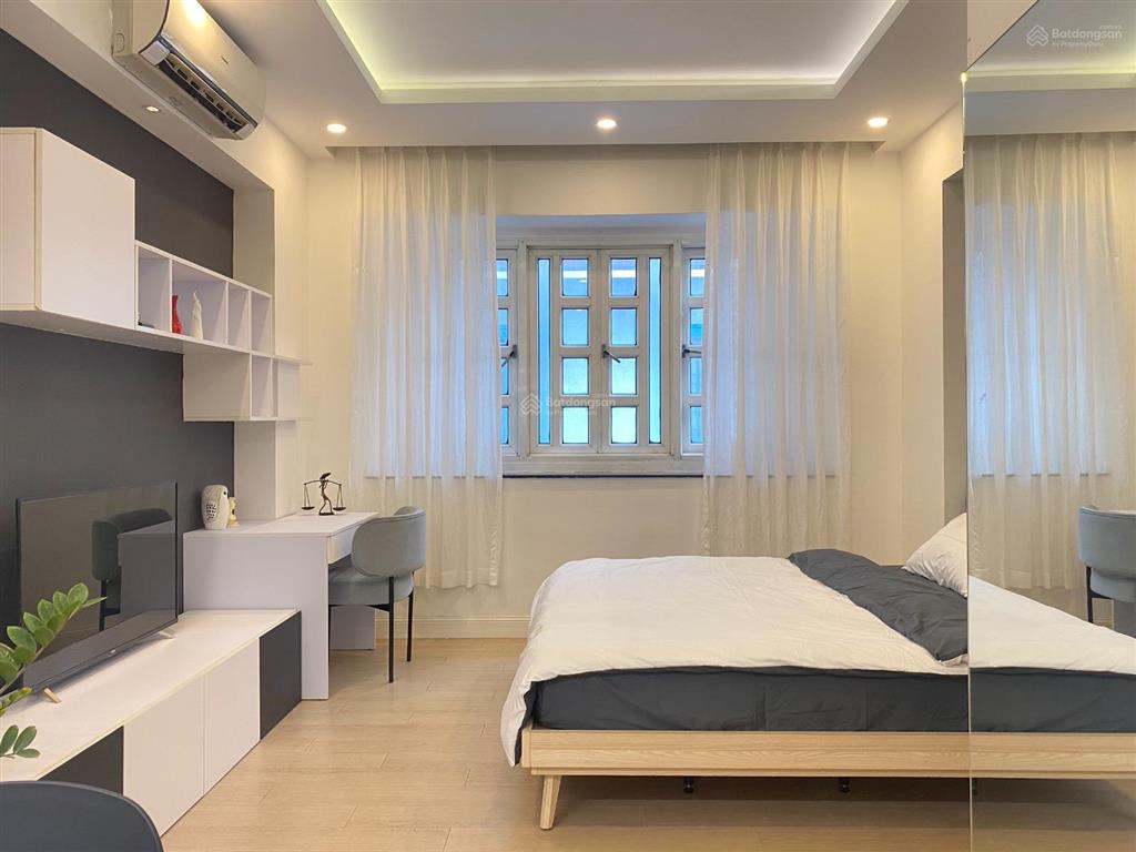 Bán nhà 2 mặt tiền đường hai bà trưng, gần chợ tân định, nhà thờ tân định