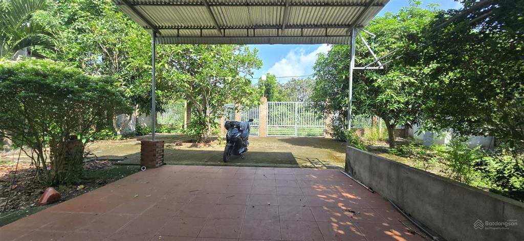 Giảm 500 triệu. bán gấp nhà vườn long khánh, đồng nai, 2 sào, nhà c4, đường ô tô cạnh nhựa, 2,3 tỷ
