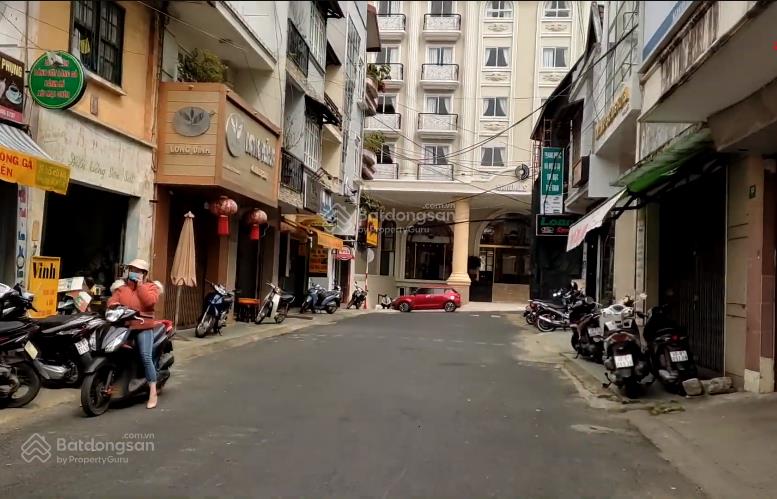 Bán nhà phố mặt tiền tăng bạt hổ, phường 1, ngay chợ đà lạt sổ riêng