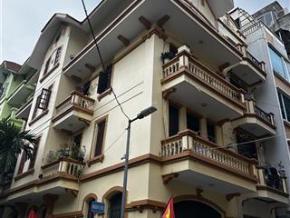 Chính chủ bán nhà cầu giấy, lô góc, diện tích 72m, mặt tiền 5.5m, cách phố 20m, giá chào 17.6 tỷ