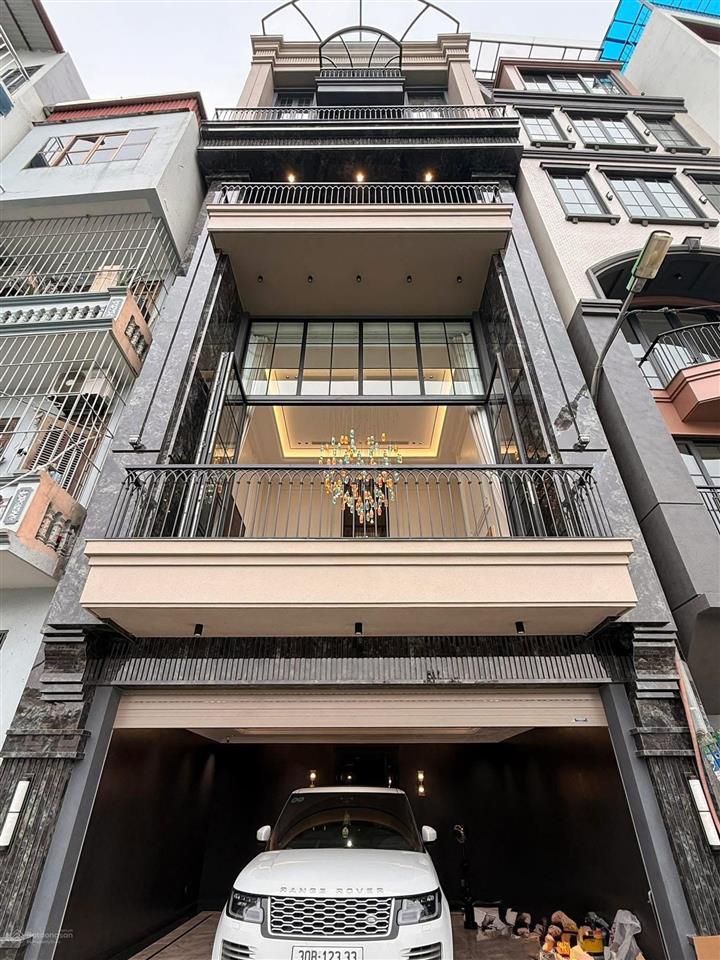 Hot!!! phân lô nguyễn khánh toàn  nhà đẹp  ô tô tránh  64m x 5 tầng  mt 5.7m giá 18.9 tỷ có tl