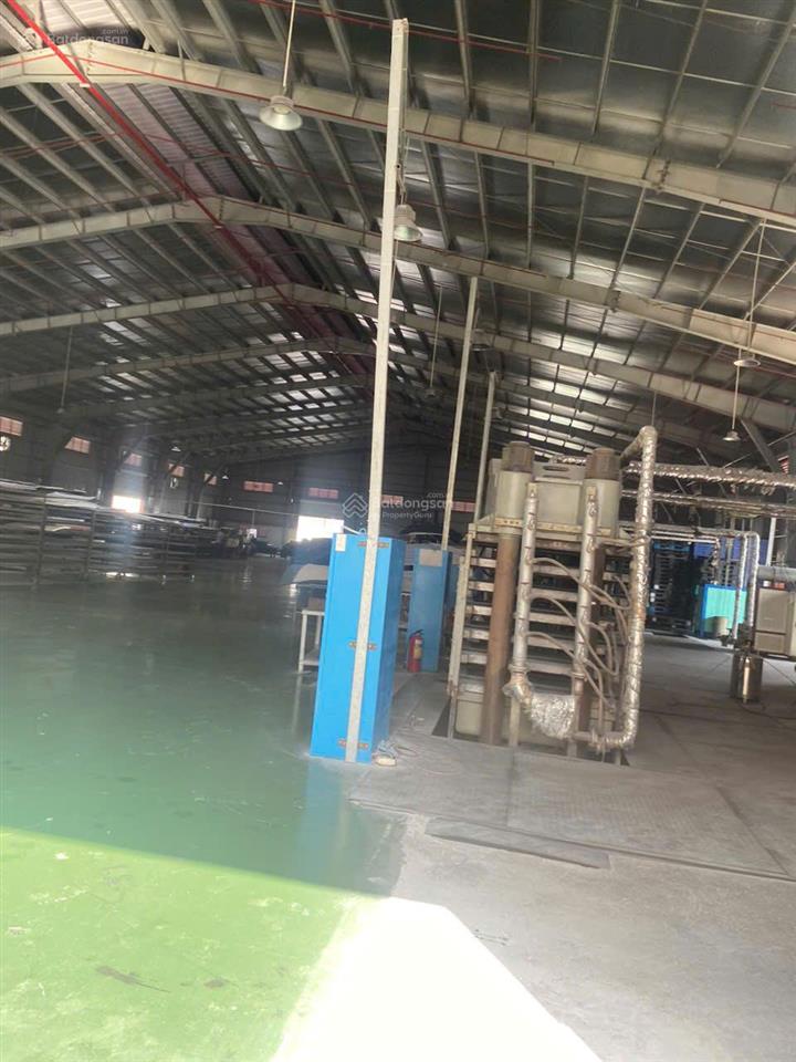 Cho thuê kho xưởng 1600m2 gần kcn tân tạo  pccc tự động giá chỉ 206 triệu/tháng