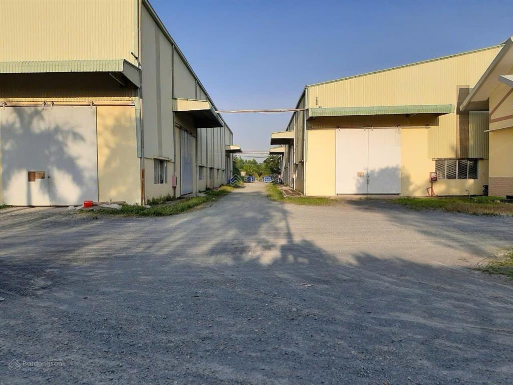 Cho thuê kho xưởng dt linh động từ 1.000m2 long cang, long an, cont 24/7, pccc đầy đủ  giá 75k/m2