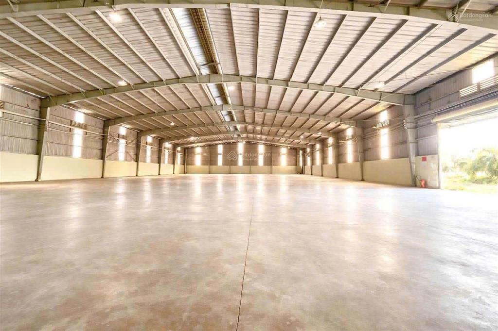 Cho thuê xưởng 4000m2 cần đước long an, pccc tự động giá 160tr