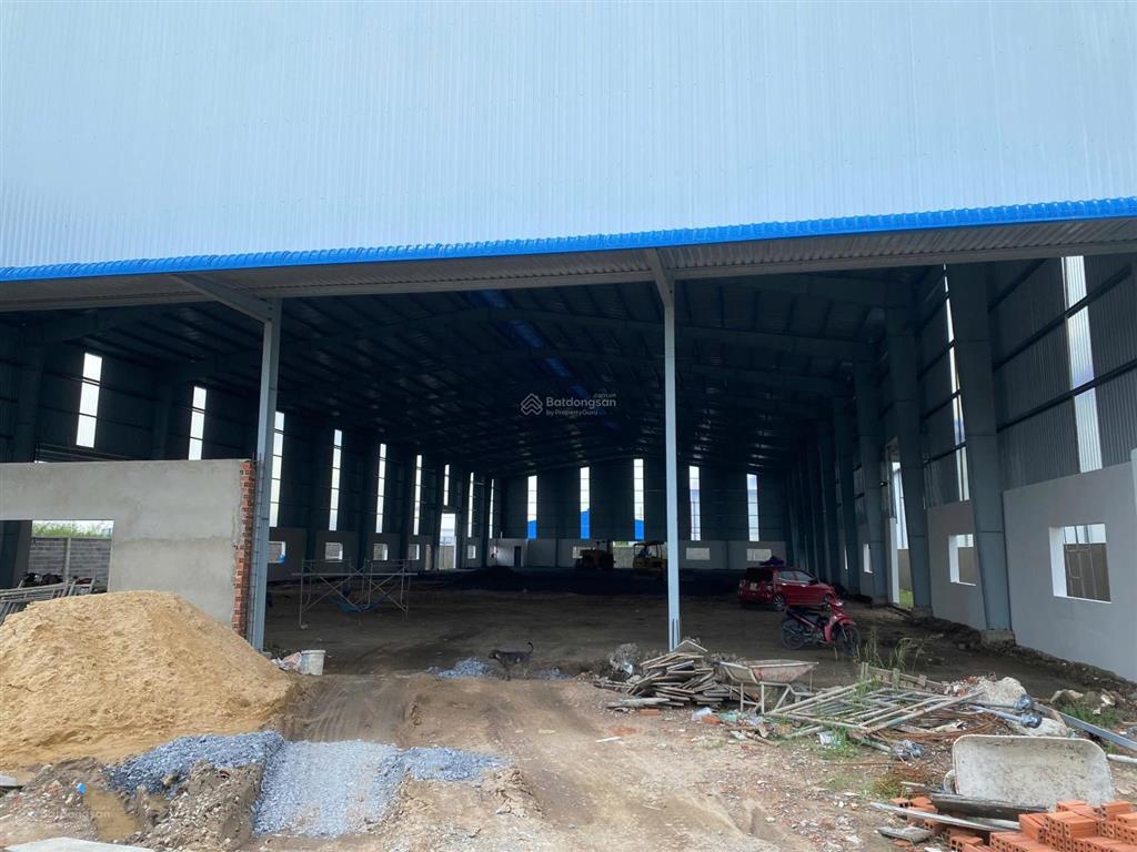 Cần bán gấp nhà xưởng 3000m2 kcn đức hòa long an pccc tự động giá 27 tỷ