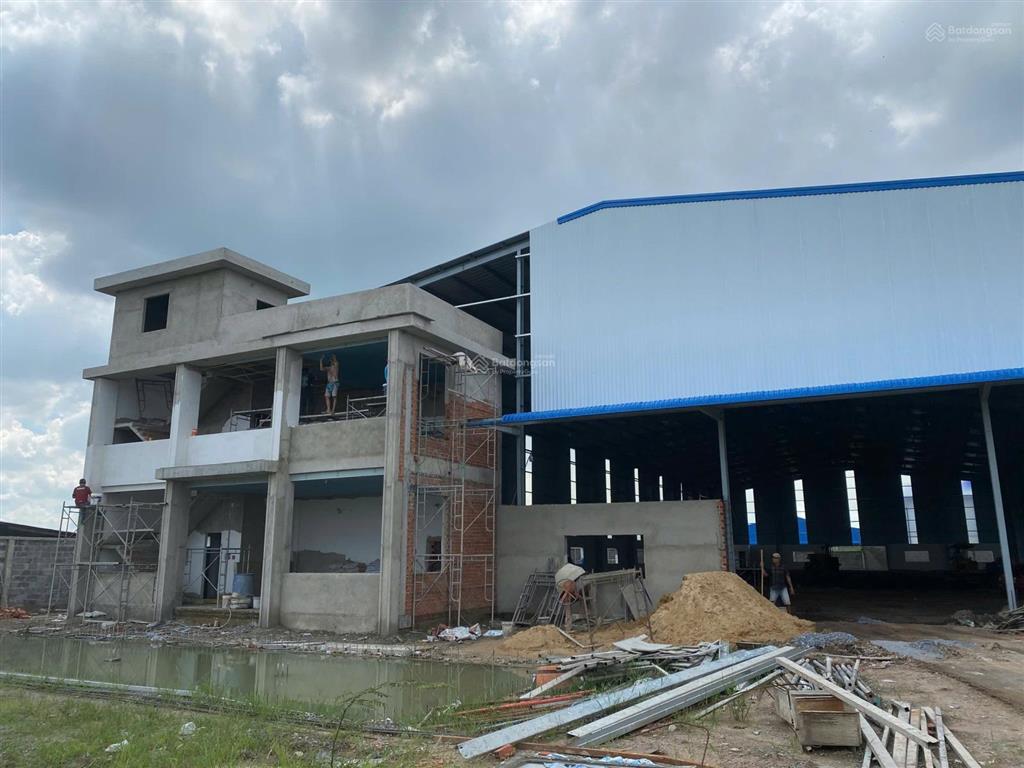 Cần bán gấp nhà xưởng 3000m2 kcn đức hòa long an pccc tự động giá 27 tỷ