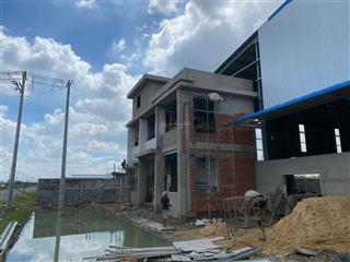 Cần bán gấp nhà xưởng 3000m2 kcn đức hòa long an pccc tự động giá 27 tỷ