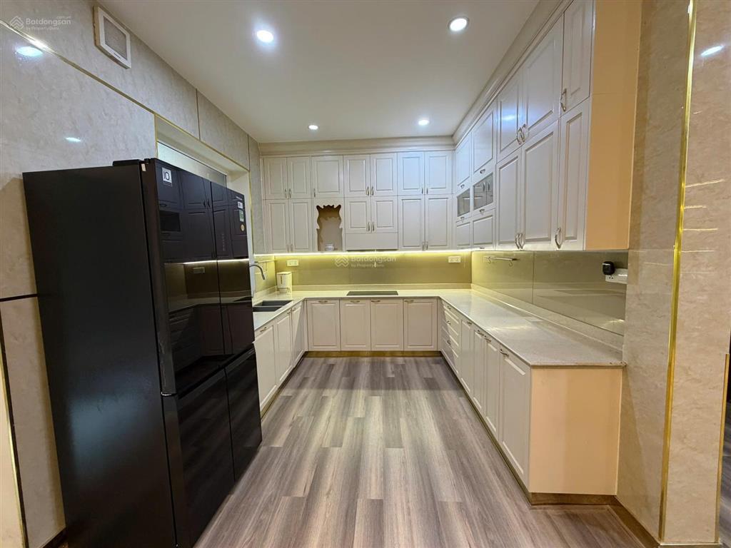 Cho thuê biệt thự phú mỹ hưng, khu mỹ thái 1, 55 triệu, 126m², 4pn, 4wc, nhiều tiện ích.