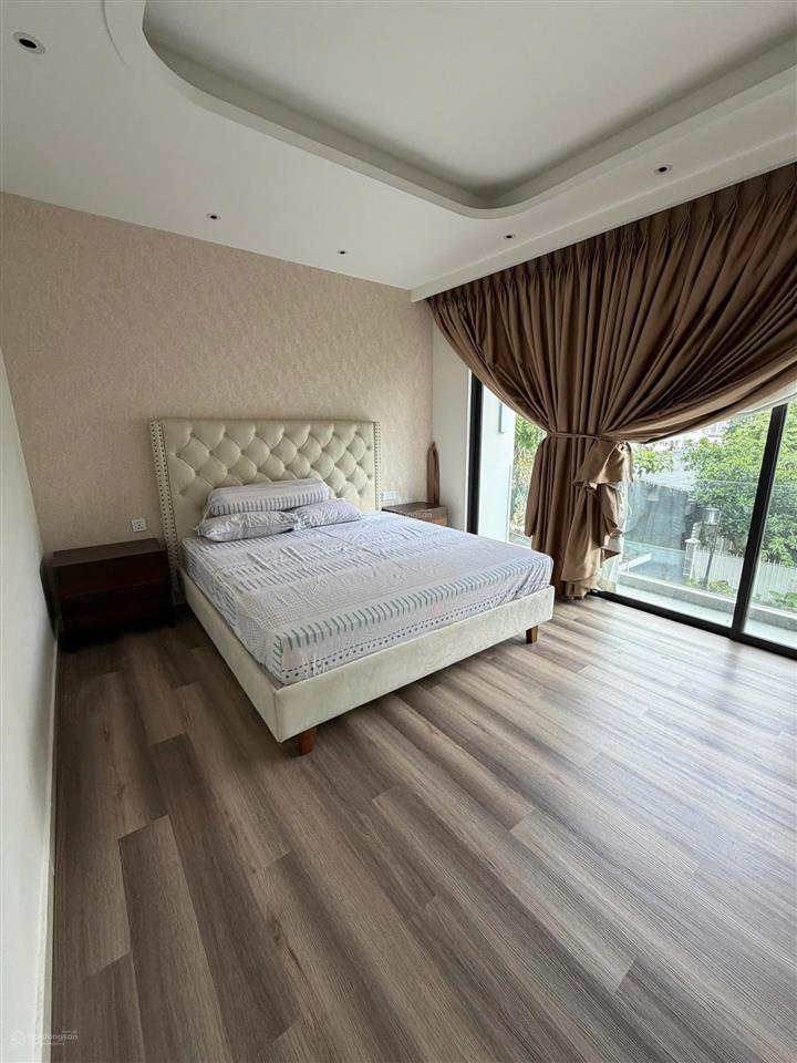 Cho thuê biệt thự phú mỹ hưng, khu mỹ thái 1, 55 triệu, 126m², 4pn, 4wc, nhiều tiện ích.