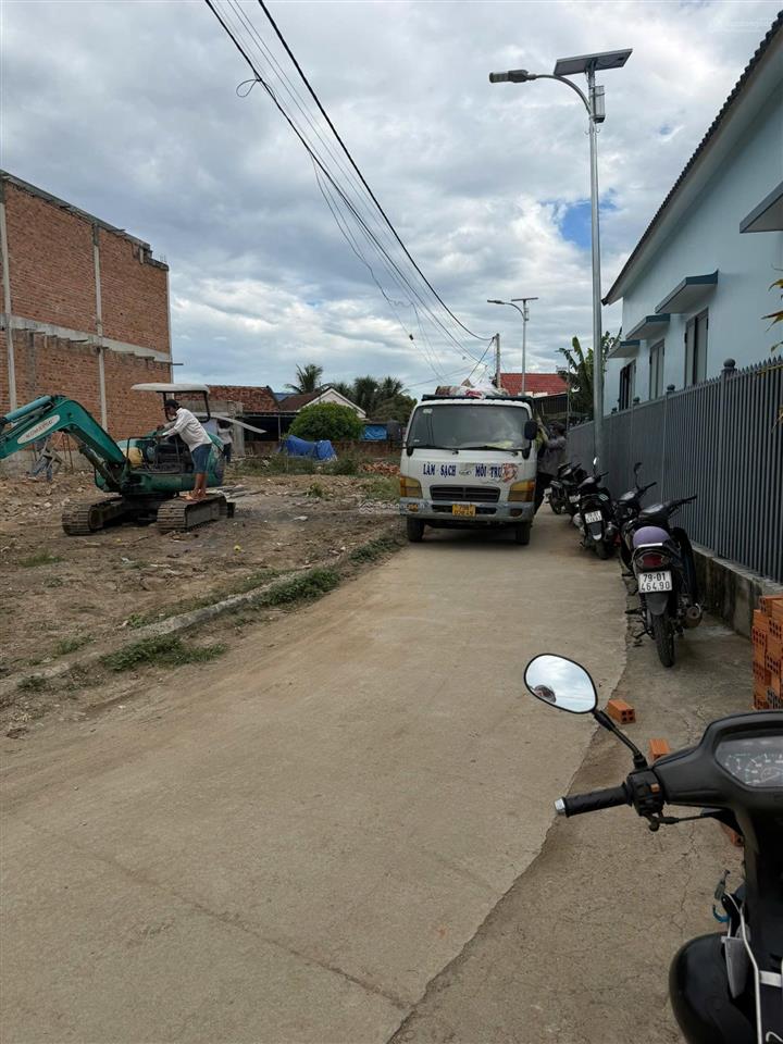 Bán lô đất thổ cư tại diên lạc, cách tỉnh lộ 3 chỉ 300m, đường ô tô tận nơi, gần ủy ban, chợ