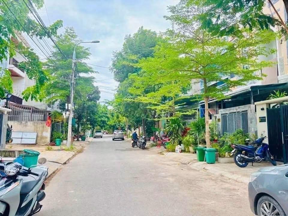 Bán đất sụp hầm đường đoàn ngọc nhạc gần ngã 4 mẹ thứ gần trường học chợ  siêu thị aeon mall
