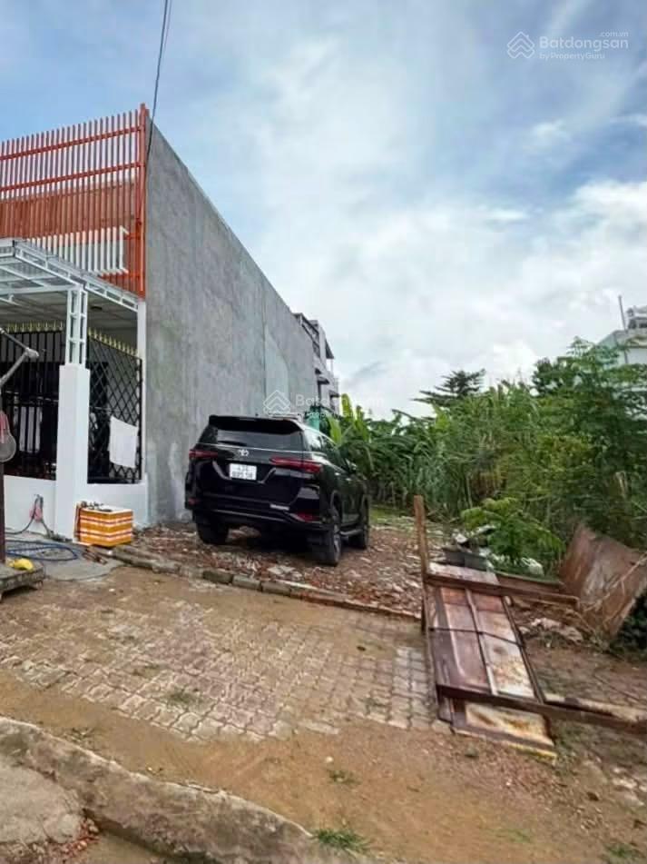 Sập hầm đất tdc phong nam đường đá bàn 5 thuộc p.hòa xuân đn sát ql1a, gần chợ trường học