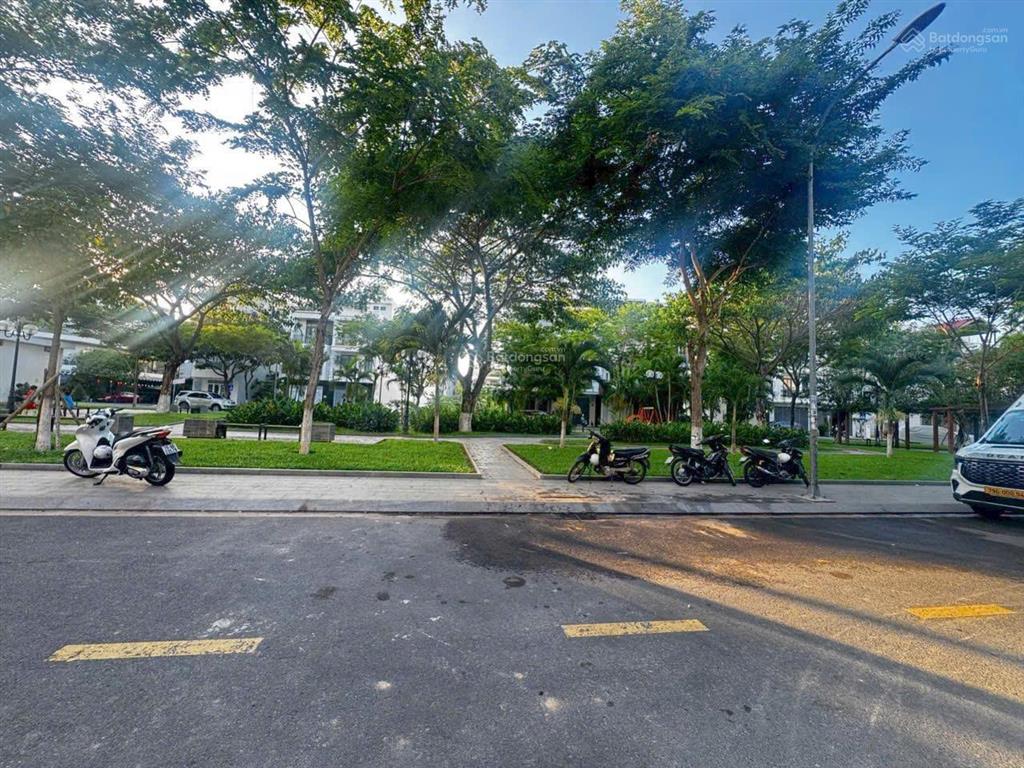 Cần bán lô đất đường b3 vcn phước long 1 đối diện công viên