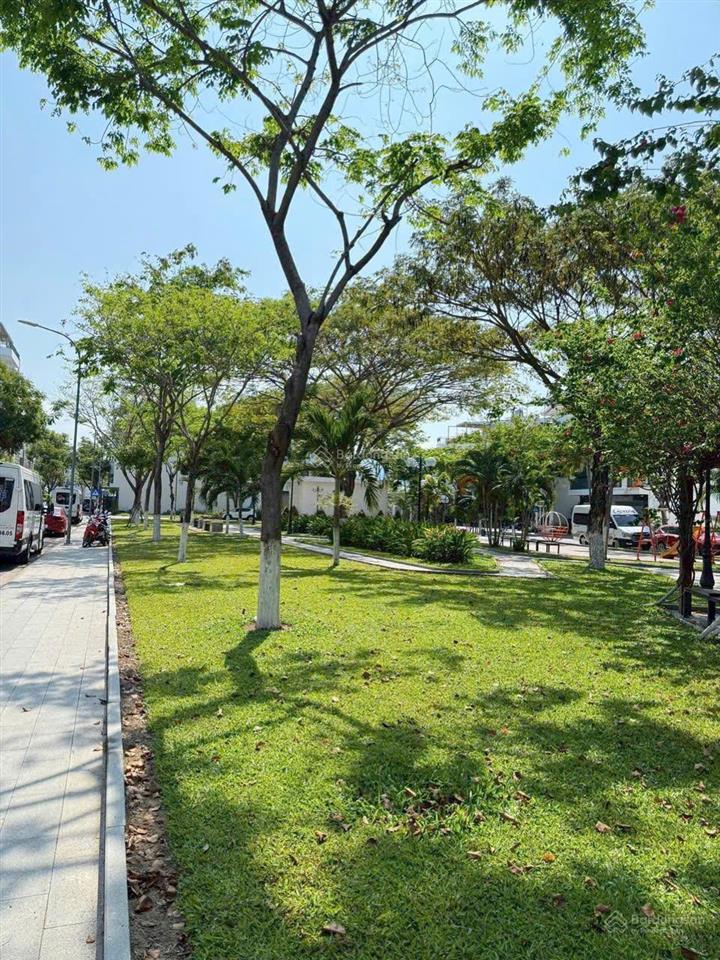 Cần bán lô đất đường b3 vcn phước long 1 đối diện công viên