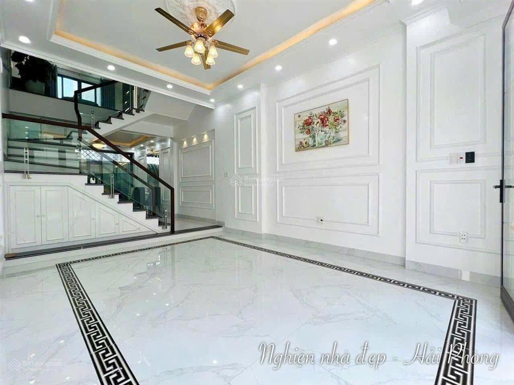Bán nhà tặng đất thủy nguyên chỉ hơn 1 tỷ nhà mới 3 tầng, bìa+gpxd, đường 6m ô tô vào nhà
