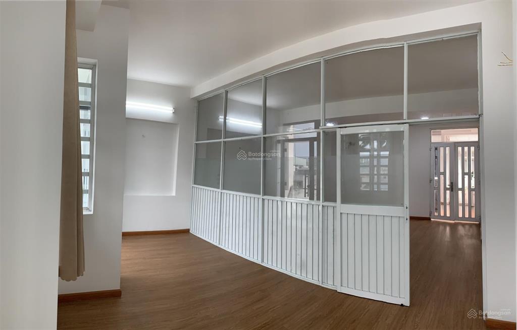 Cho thuê văn phòng trung tâm gò vấp  mặt tiền phạm văn chiêu, 45m2 giá tốt
