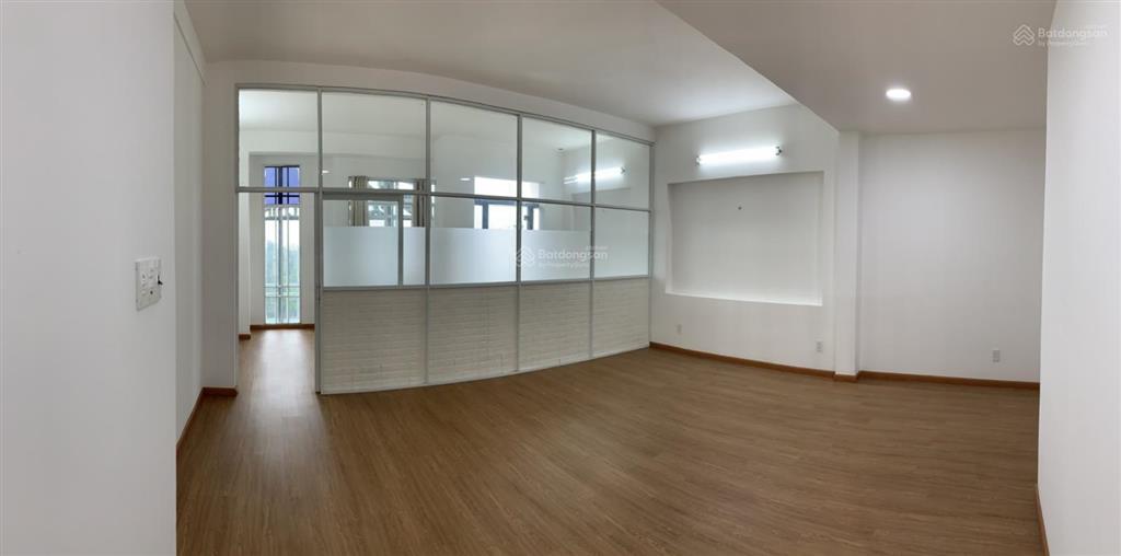 Cho thuê văn phòng trung tâm gò vấp  mặt tiền phạm văn chiêu, 45m2 giá tốt