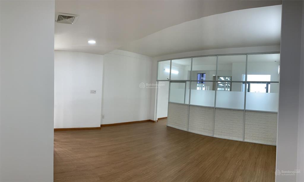Cho thuê văn phòng trung tâm gò vấp  mặt tiền phạm văn chiêu, 45m2 giá tốt