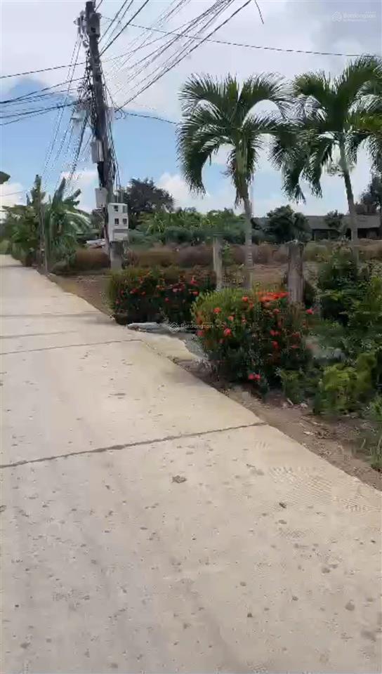 Bán đất thổ cư 102m2 huyện bến lức, long an. sổ hồng riêng cần bán gấp giá chỉ 980 triệu.