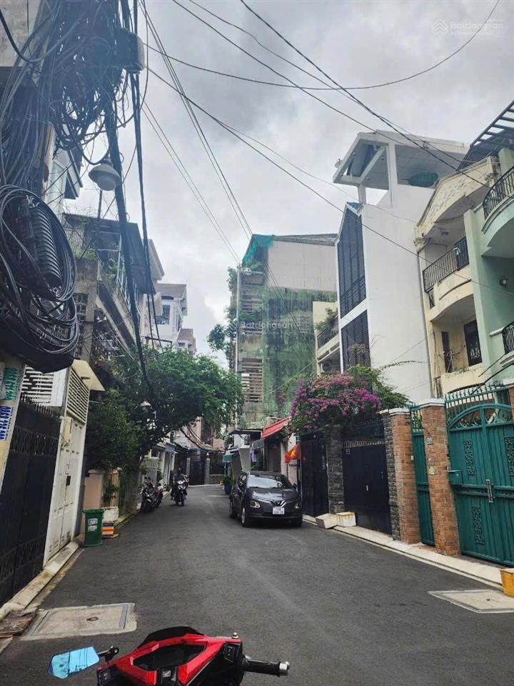 Bán nhà phố đường nguyễn kiệm, phú nhuận, 4x20m, 3 tầng, ô tô/xe tải vào nhà. giá chỉ 16 tỷ
