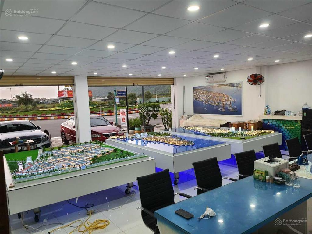 Chuyên đất nền khu dc gia hòa 10x16 giá 15 tỷ  0902 468 ***