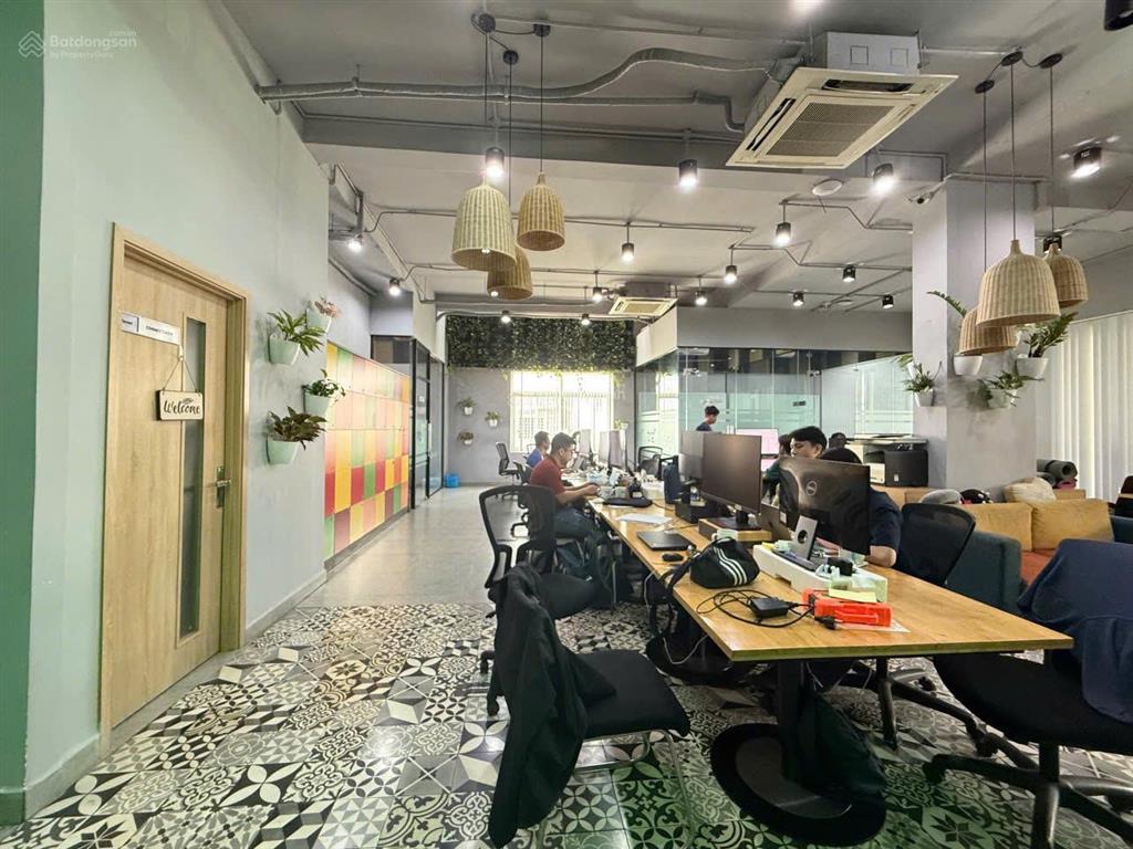 Cho thuê building lớn hiếm có mặt tiền nguyễn cơ thạch, sala, gần 1.400m2, 1 hầm 5 tầng nổi