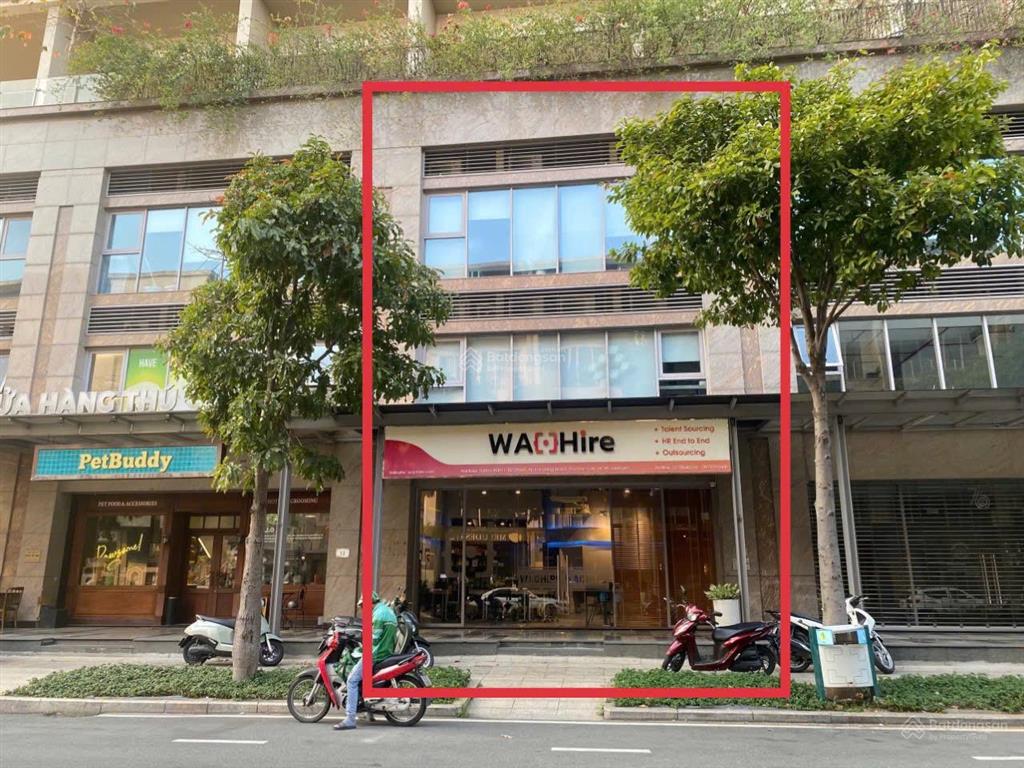 Bán nhanh shop sala, 3 tầng,232.6m2, 56 tỉ 9, cách công viên 20m siêu đẹp, sẵn dòng tiền 90tr/tháng