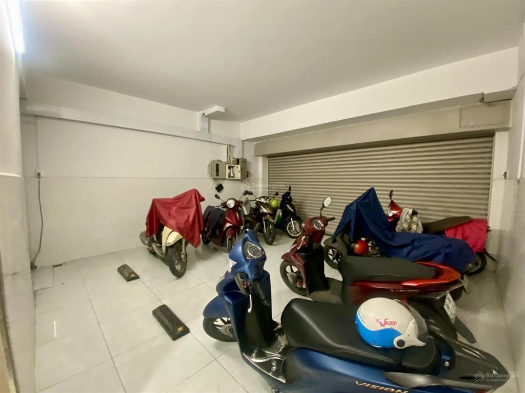 Cho thuê nhà phố 1 hầm 5 tầng nổi, 480m2, hoàn thiện cao cấp tại sala đại quang minh, 120tr/tháng